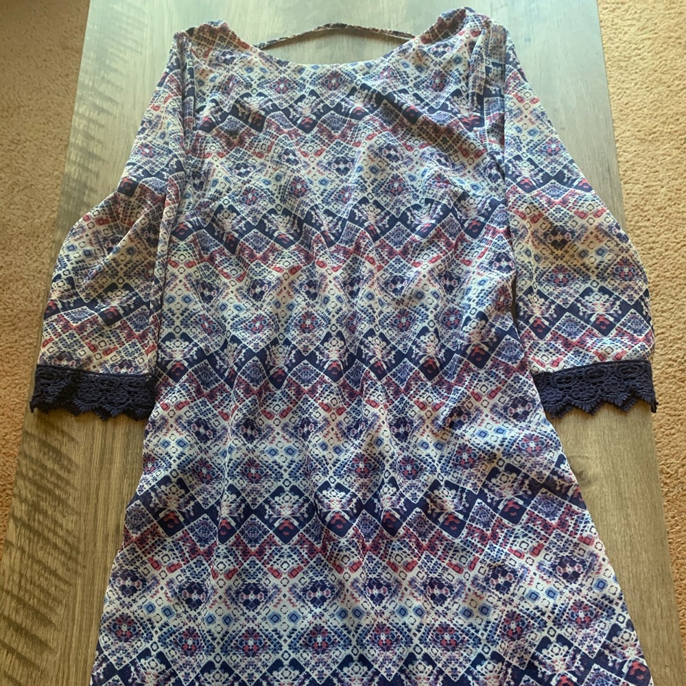 Beautiful knee length 3/4 sleeve
